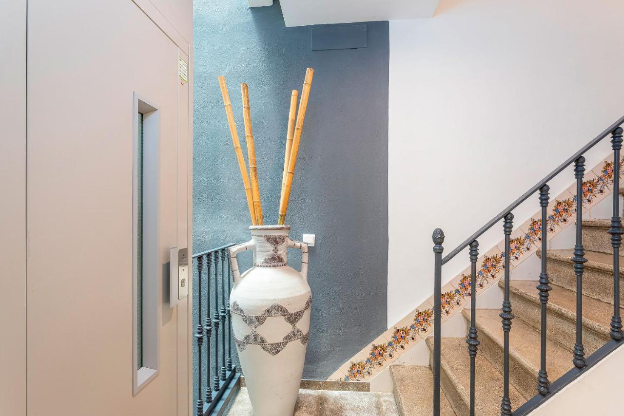 Genteel Home Julio Cesar Севилья Экстерьер фото